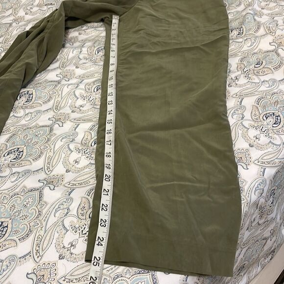 New! Express Olive Wide leg Paper bag pants - Picture 13 of 13